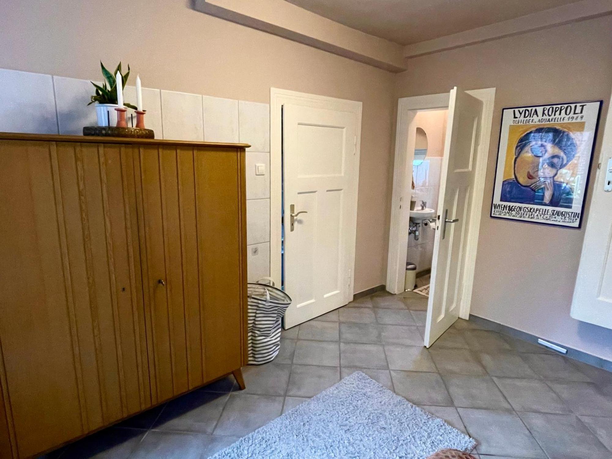 7 Apartment